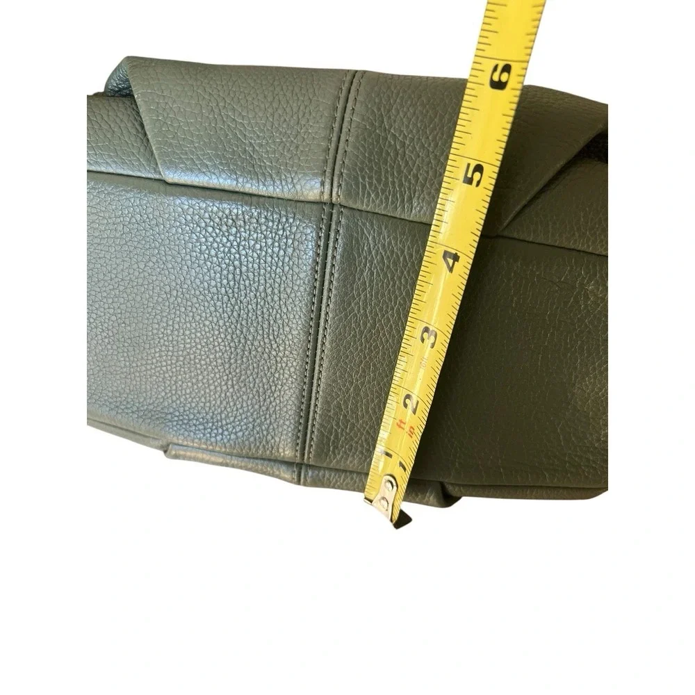 Coach Soft Pebbled Leather Green Shoulder‎ Bag Brooke H1194-F17165 Gold Accents